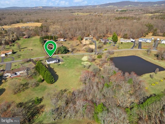 9315 STONEGATE LN, Rhoadesville, VA 22542