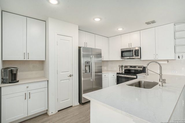 1032 Worshan, San Antonio, TX 78221