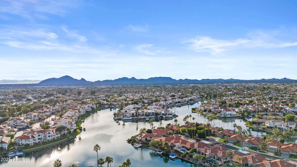 Image 51 of property listing at 10282 N 103RD Place, Scottsdale, AZ 85258