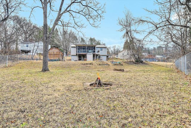 4064 CRAWFORD RD, Roanoke, VA 24018