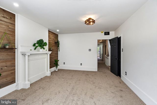 543 E LOCUST AVE, Philadelphia, PA 19144