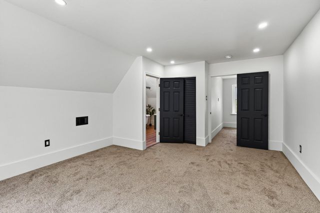 543 E LOCUST AVE, Philadelphia, PA 19144