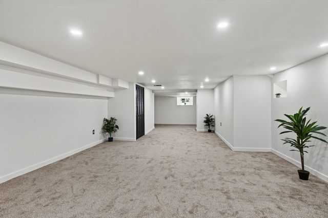 543 E LOCUST AVE, Philadelphia, PA 19144