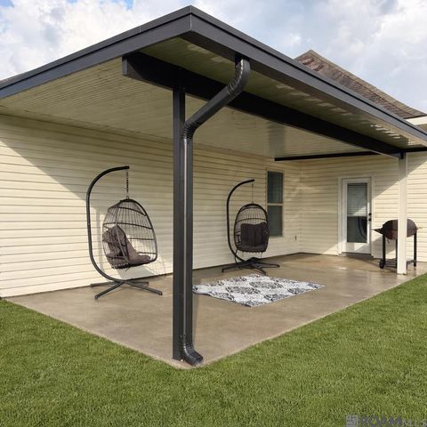 1824 Meadow Oak Dr, St Gabriel, LA 70776