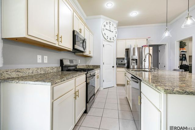 1824 Meadow Oak Dr, St Gabriel, LA 70776
