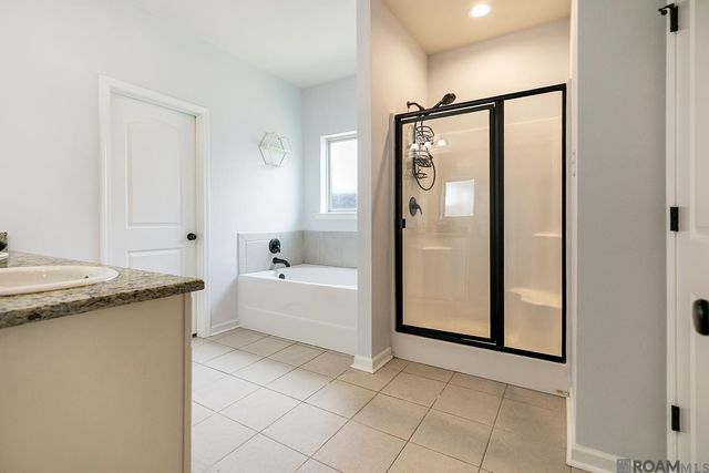 1824 Meadow Oak Dr, St Gabriel, LA 70776
