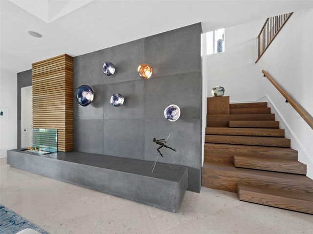 65 LIGHTHOUSE POINT DRIVE, Longboat Key, FL 34228