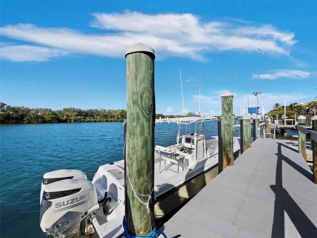 65 LIGHTHOUSE POINT DRIVE, Longboat Key, FL 34228