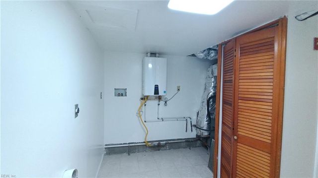 704 Jericho RD, Virginia Beach, VA 23455