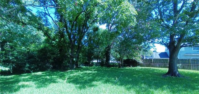 704 Jericho RD, Virginia Beach, VA 23455