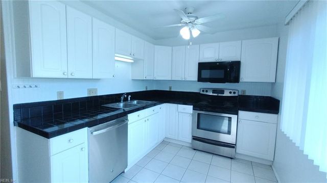 704 Jericho RD, Virginia Beach, VA 23455