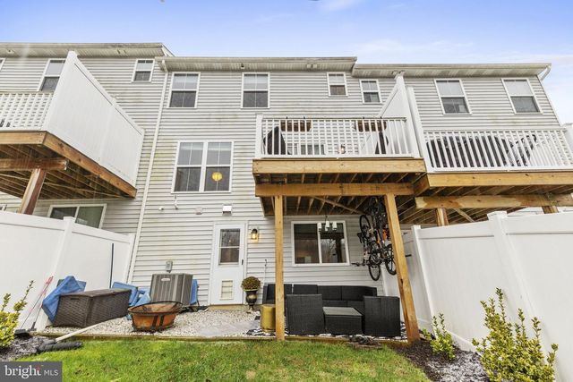 4303 FORBES DR, Stewartstown, PA 17363