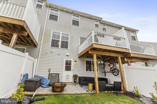 4303 FORBES DR, Stewartstown, PA 17363