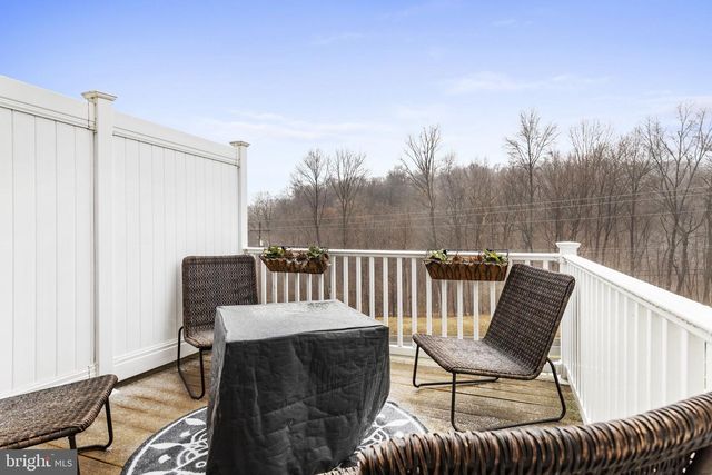 4303 FORBES DR, Stewartstown, PA 17363