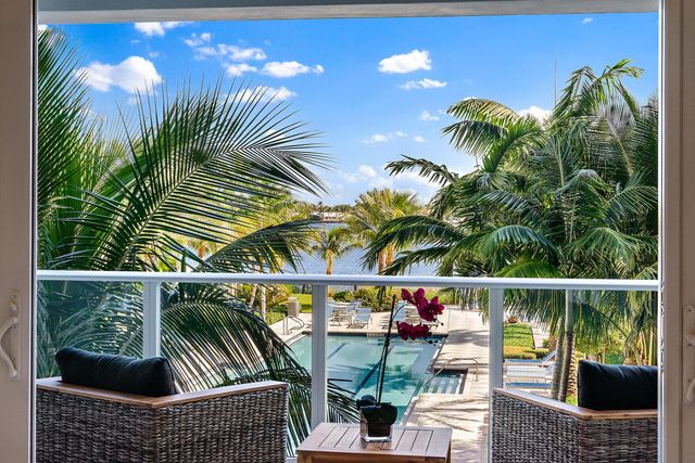 120 Water Club Court N, North Palm Beach, FL 33408