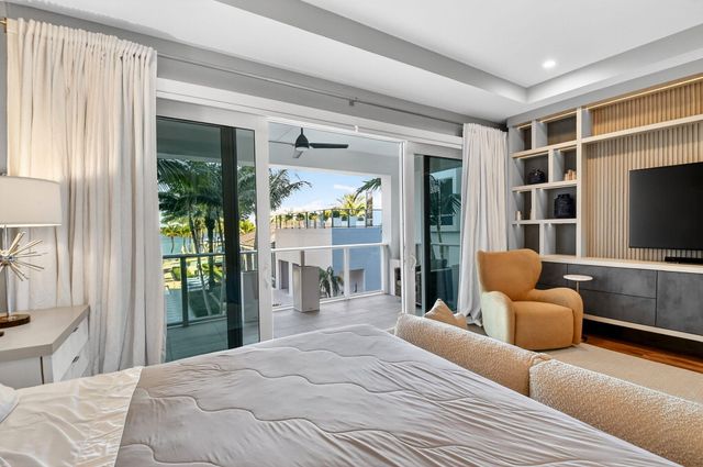 120 Water Club Court N, North Palm Beach, FL 33408