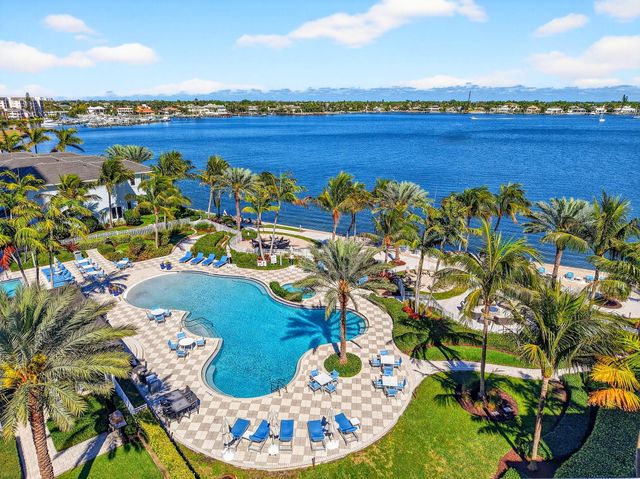 120 Water Club Court N, North Palm Beach, FL 33408