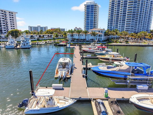 120 Water Club Court N, North Palm Beach, FL 33408