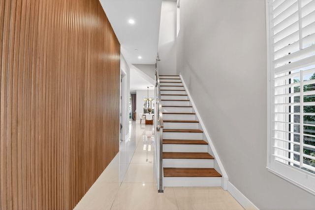 120 Water Club Court N, North Palm Beach, FL 33408