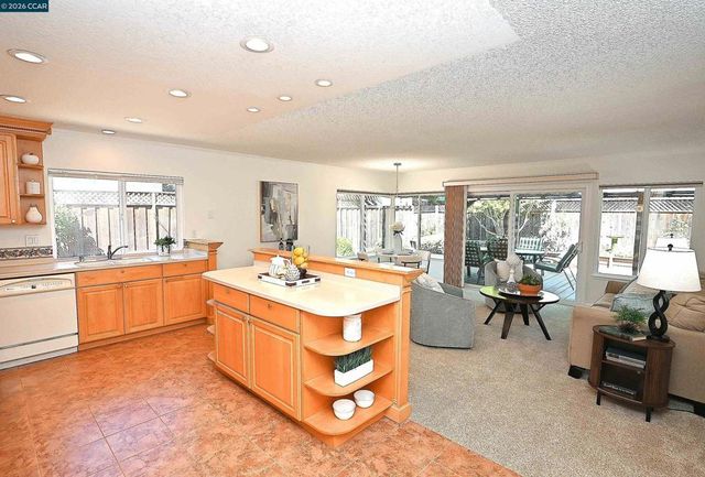 3438 Loreto Dr., San Ramon, CA 94583