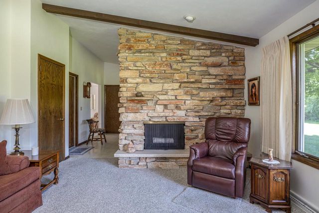 931 E SUNSET AVENUE, Appleton, WI 54911