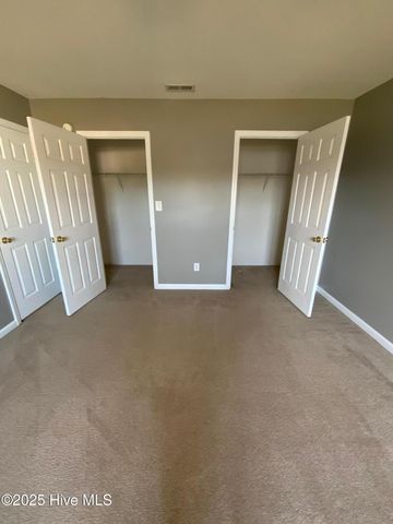 302 Mann Street, Hubert, NC 28539