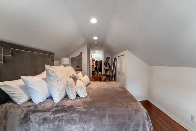 1519 Euclid Avenue, Berwyn, IL 60402