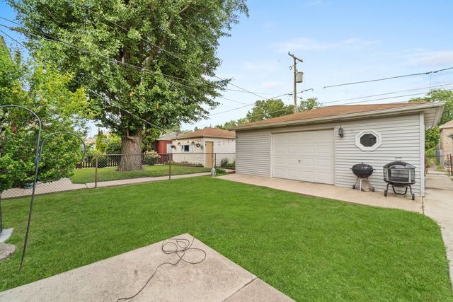 1519 Euclid Avenue, Berwyn, IL 60402