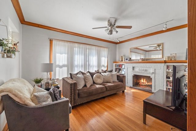 1519 Euclid Avenue, Berwyn, IL 60402