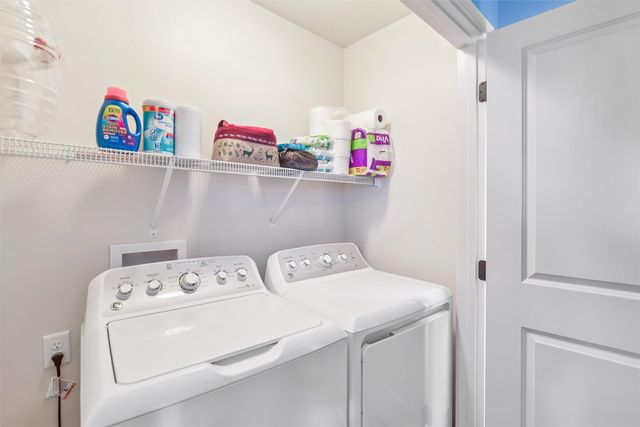 4851 E Ovid Avenue, Des Moines, IA 50317