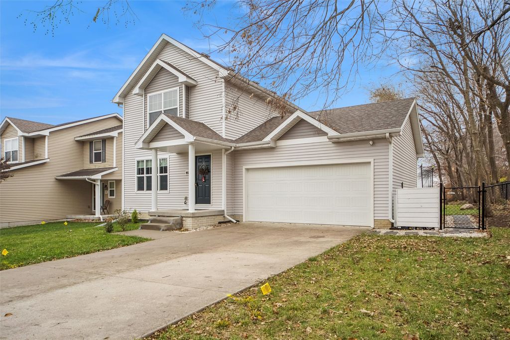 4851 E Ovid Avenue, Des Moines, IA 50317