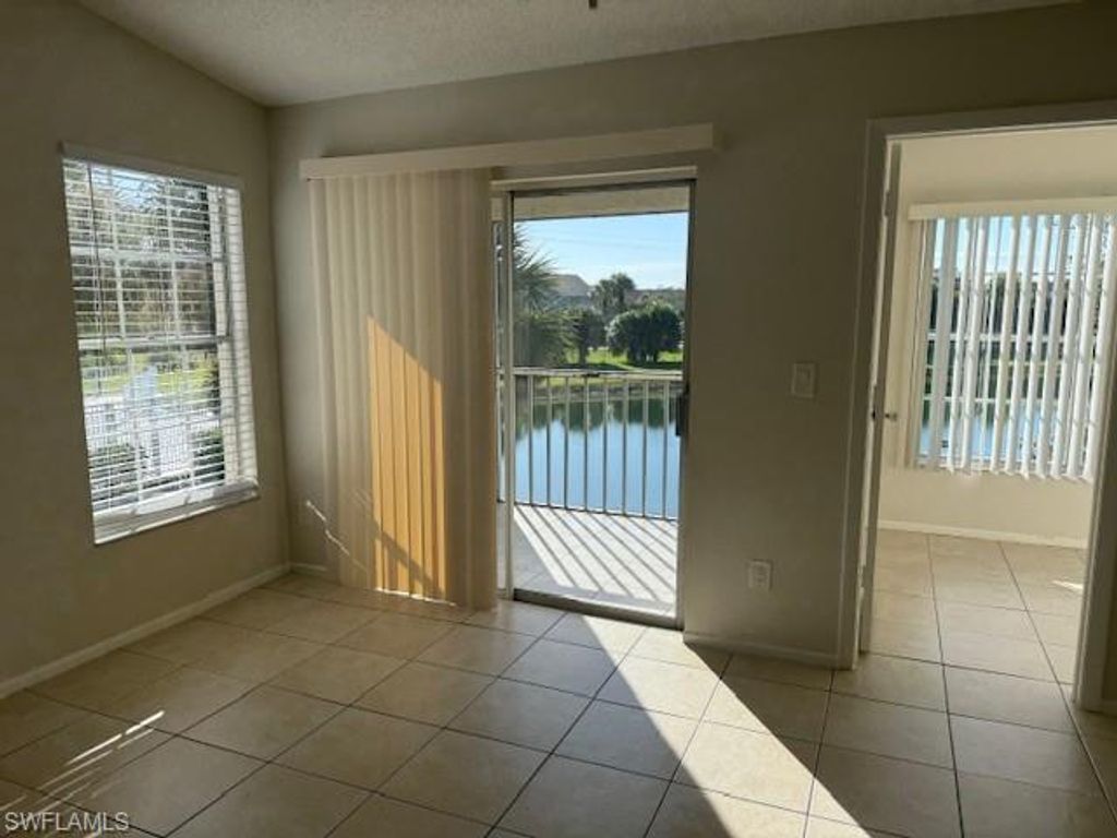 153 SANTA CLARA DR 10, NAPLES, FL 34104 — photo 2