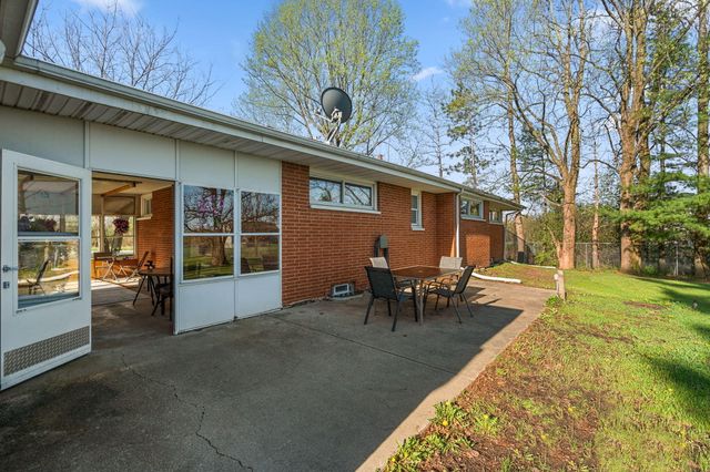 713 W State Road 130, Hobart, IN 46342