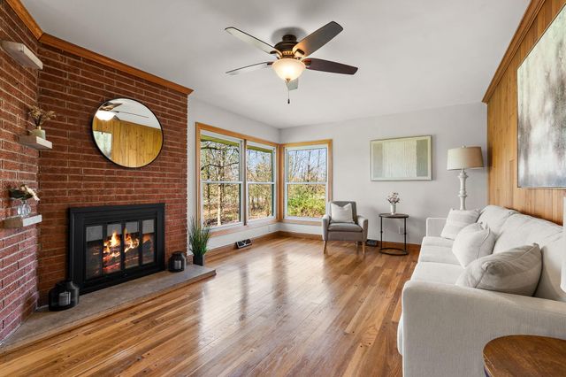713 W State Road 130, Hobart, IN 46342