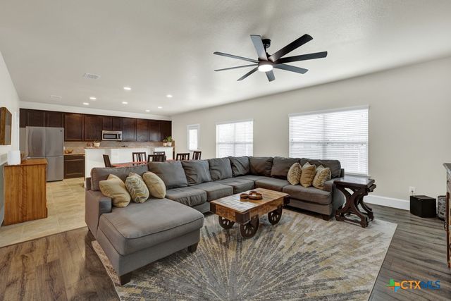 1134 Ruddy Duck, New Braunfels, TX 78130