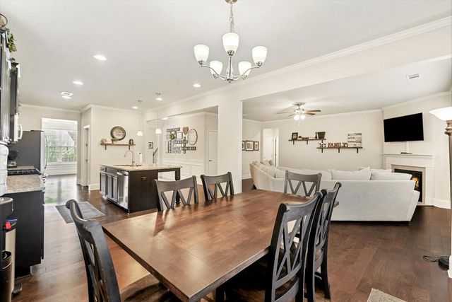 1093 S CREEK Drive, Villa Rica, GA 30180