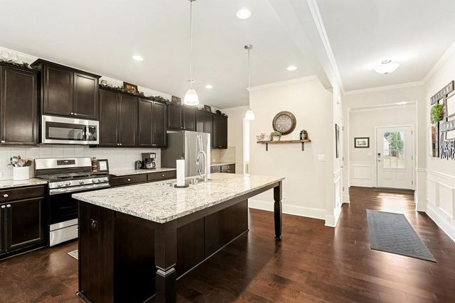 1093 S CREEK Drive, Villa Rica, GA 30180