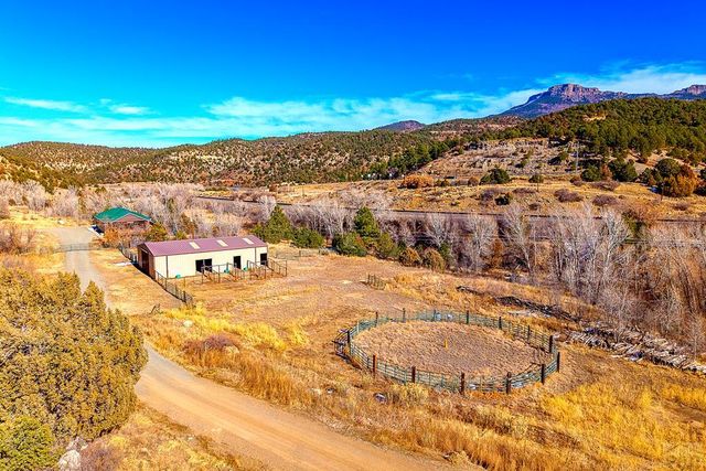 33822 Fisher Peak Pkwy, Trinidad, CO 81082