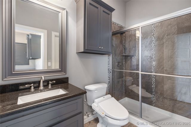 19063 E Twin Creeks Drive, Owasso, OK 74055