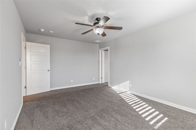 19063 E Twin Creeks Drive, Owasso, OK 74055