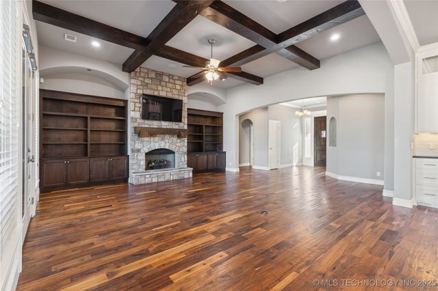 19063 E Twin Creeks Drive, Owasso, OK 74055