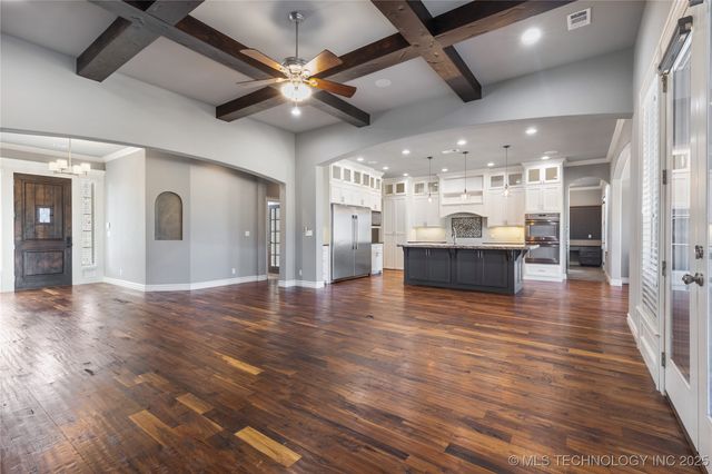 19063 E Twin Creeks Drive, Owasso, OK 74055