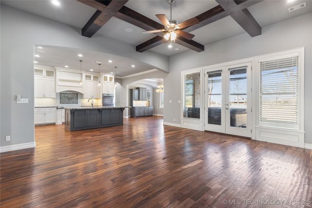 19063 E Twin Creeks Drive, Owasso, OK 74055