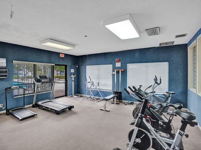 6080 N Sabal Palm Boulevard Unit 305, Tamarac, FL 33319