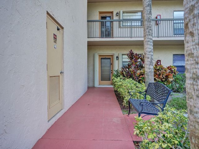 6080 N Sabal Palm Boulevard Unit 305, Tamarac, FL 33319