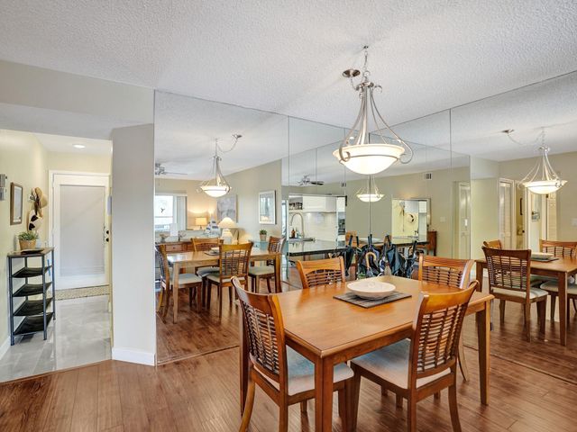 6080 N Sabal Palm Boulevard Unit 305, Tamarac, FL 33319