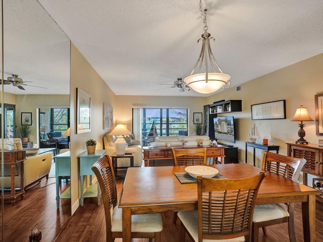 6080 N Sabal Palm Boulevard Unit 305, Tamarac, FL 33319