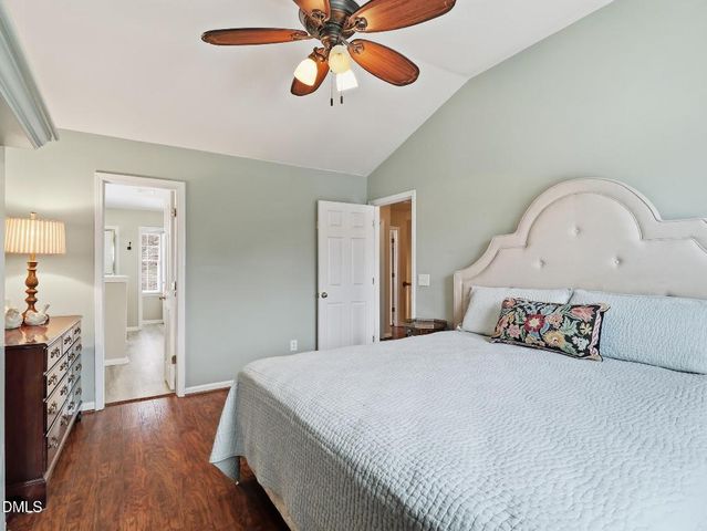 300 Nottinghill Walk, Apex, NC 27502