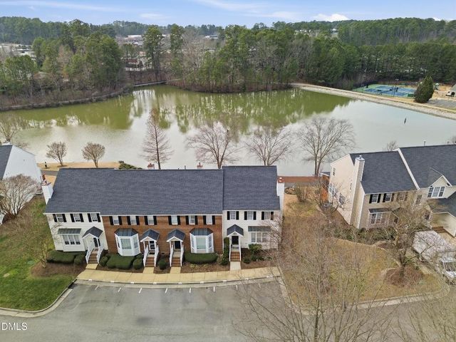 300 Nottinghill Walk, Apex, NC 27502