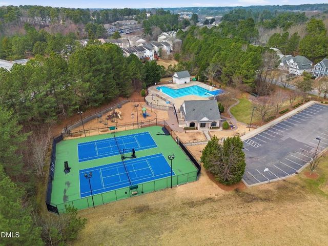 300 Nottinghill Walk, Apex, NC 27502